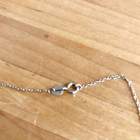 Sterling silver simulated emerald pendant necklace - Picture 3 of 3